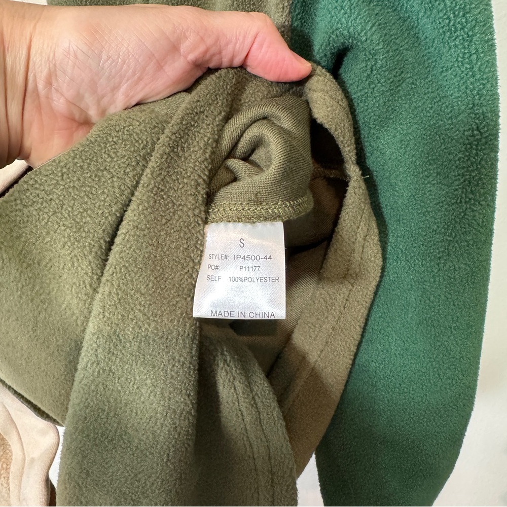 BIBI Two-Tone Green and Cream Button-Up Jacket - Picture 8 of 8